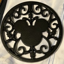 Vintage Disney Mickey & Minnie Mouse Cast Iron & Ceramic Tile Trivet