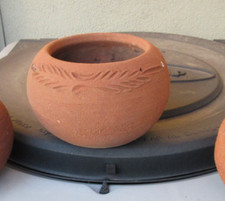 Cluster of Miniature Terracotta Pots Wrapped in Palm Leaf on Jute Rope Hanger — listing 4