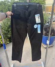 Riders by Lee Women's Jet Black Tapered Leg Jeans, Size 16 Petite (NWT)