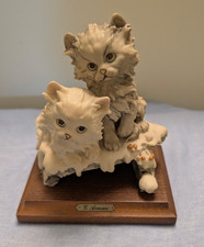 Giuseppe Armani Porcelain Cat Sculpture - White Cat Playing on Rush-Seat Chair with Ball of Yarn — listing 3