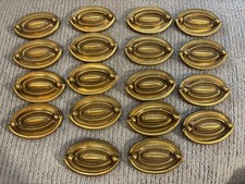 Lot of 30 Vintage Brass Hepplewhite Style Oval Bail Drawer Pulls — listing 4