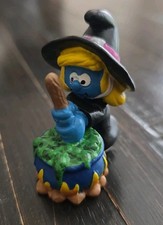 Schleich Peyo Smurfette Witch PVC Figurine on Broomstick