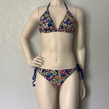 Buc-ee's Women's Black Logo Bikini Swim Top — listing 6