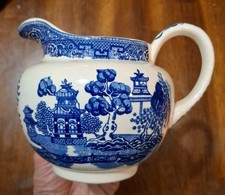 Vintage Blue Willow Transferware Small Milk Jug / Creamer — listing 4