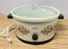 CorningWare Spice of Life 'La Marjolaine' Casserole Dishes with Pyrex Lids (Two Casseroles) — listing 3
