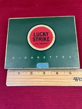 Vintage Lucky Strike Flat Fifties Green Cigarette Tin (American Tobacco Co.)