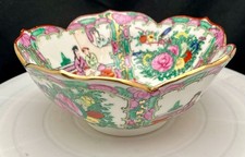 Chinese Rose Medallion Famille Rose Porcelain Bowl — listing 3