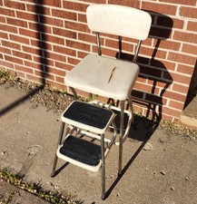 Mid-Century Modern Two-Tier Step End Table with Tapered Legs — listing 4