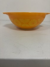 Vintage Pyrex Daisy Cinderella Nesting Mixing Bowl Set 441 442 443 444 — listing 3