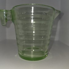 Vintage Depression Glass Green Uranium Glass 1-Cup Measuring Cup with Embossed Measurements