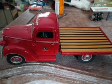 Danbury Mint 1938 Ford Budweiser Stake Bed Delivery Truck 1:24 Diecast — listing 4
