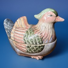 Chinese Famille Rose Yellow-Ground Duck-Form Porcelain Planter / Jardinière — listing 4
