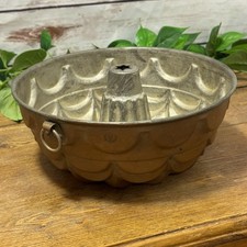 Vintage Copper Fluted Bundt Cake Mold with Wall-Hang Loop, 10.5 in. — listing 4
