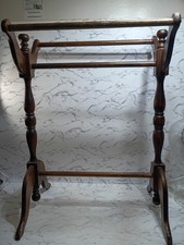 Wooden Floor-Standing Quilt Rack / Blanket Drying Rack with Aluminum Rails — listing 3