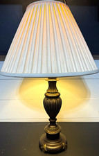 Stiffel Brass and Walnut Column Table Lamp — listing 2