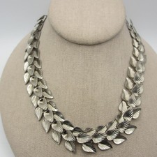 Vintage Gold Tone Textured Leaf Link Necklace and Clip-On Earrings Set