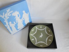 Wedgwood Peter Rabbit 2-Piece Child's Set - Mug and Cup-Well Plate, listing 3
