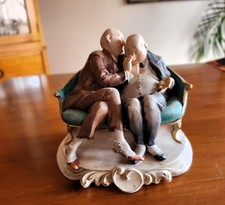 Italian Porcelain Figurine of a Girl Artist Painter with Easel and Framed Paintings — listing 6