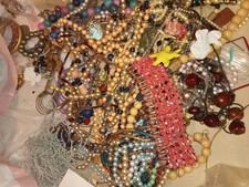 Vintage Velvet-Lined Jewelry Box with Assorted Costume Jewelry Lot — listing 3