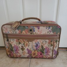 Vintage Tapestry Floral Luggage Set - Rolling Suitcase, Garment Bag & Duffel/Carry-On — listing 6
