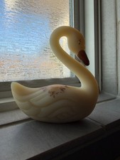 Fenton Custard Satin Glass Swan Figurine, Hand-Painted Daisies, 4 inch — listing 5