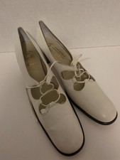 Vintage Neiman Marcus Gray Kid Leather Kitten Heel Pumps, Size 9.5 B — listing 6