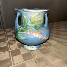 Roseville Pottery Bleeding Heart Blue Vase #970-9 — listing 6
