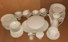 Rosenthal Classic Rose Porcelain Dinnerware Set, Service for 8 (42 pieces) — listing 2