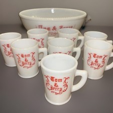 Vintage Tom & Jerry Punch/Eggnog Bowl Set with 4 Mugs, Cream with Gold Trim and Old English Lettering — listing 4