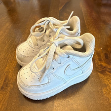 Toddler Cream Leather Hook-and-Loop Sneakers, Size 8 — listing 4