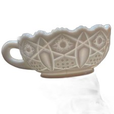 Vintage Milk Glass Kidney-Shaped Nappy Dish with Geometric Pressed Pattern — listing 2