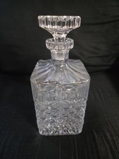 Cut Crystal Wine Decanter with Pointed Onion Stopper — listing 3