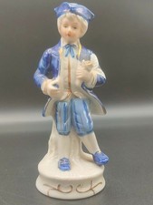 Porcelain Figurine of Seated Georgian Gentleman with Bouquet No mark at all — listing 6