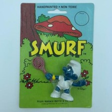 Vintage 1982 Schleich Peyo Smurf with Flowers PVC Figurine on Wallace Berrie Card