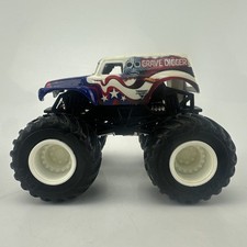 Die-Cast Monster Truck SUV with Yellow Body and Purple Animal-Print Graphics — listing 3