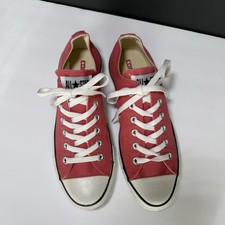 Converse Chuck Taylor All Star Low Top Sneakers in Coral Pink, Men's 10 / Women's 12