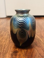 Signed Studio Art Glass Iridescent Oil Lamp with Pulled-Feather Decoration — listing 3