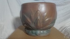 Vintage Pink/Mauve Glazed Ribbed Flower Pot Planter with Embossed Maple Leaves, McCoy-style Art Pottery — listing 4