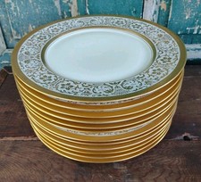 Heinrich & Co. Selb Bavaria Gold Encrusted Cabinet/Dinner Plate — listing 4