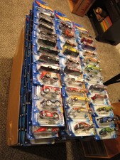 Lot of Carded Die-Cast Cars (Hot Wheels & Racing Champions), Mixed Series — listing 4