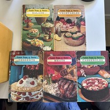 Favorite Recipes of America: Vegetables Including Fruits Cookbook (Hardcover)