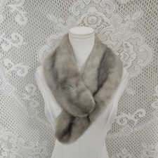 Vintage Mink Fur Stole with Striped Pelt Pattern, Alex Furs Houston — listing 4