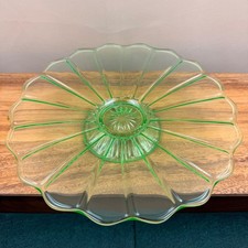 Green Uranium Glass 10-inch Footed Cake Plate with Sunflower/Daisy Etched Pattern — listing 5