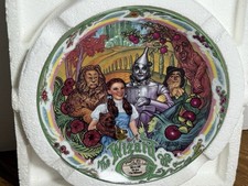 Disney & Wizard of Oz Collectibles Lot - Plates, Figurines, Snow Globe, Dolls — listing 5