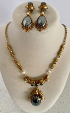 Vintage West Germany Filigree Brooch with Baroque Faux Pearl and Green Rhinestones — listing 3