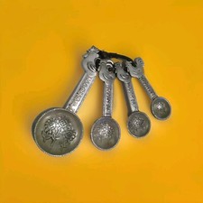 Decorative Floral Cast Pewter Measuring Spoon Set (4-piece nesting) with Leather Cord — listing 5