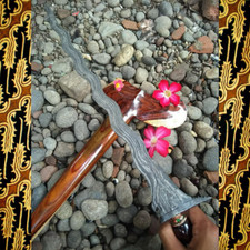 Javanese Keris with Luk (Wavy) Pamor Blade, Wooden Ukiran Hilt, and Gandar Scabbard — listing 2