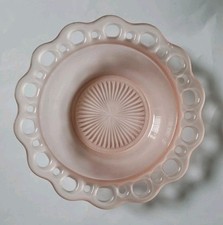 Vintage Pink Depression Glass Dinner Plate, 9 inch, Pressed Diamond & Daisy Button Pattern — listing 6