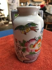 Vintage Japanese Porcelain Vase with Hummingbird and Daffodil Motif, Gold Trim — listing 5