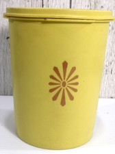 Vintage Tupperware Servalier Nesting Canister Set of 4, Harvest Gold with Starburst Lids — listing 2